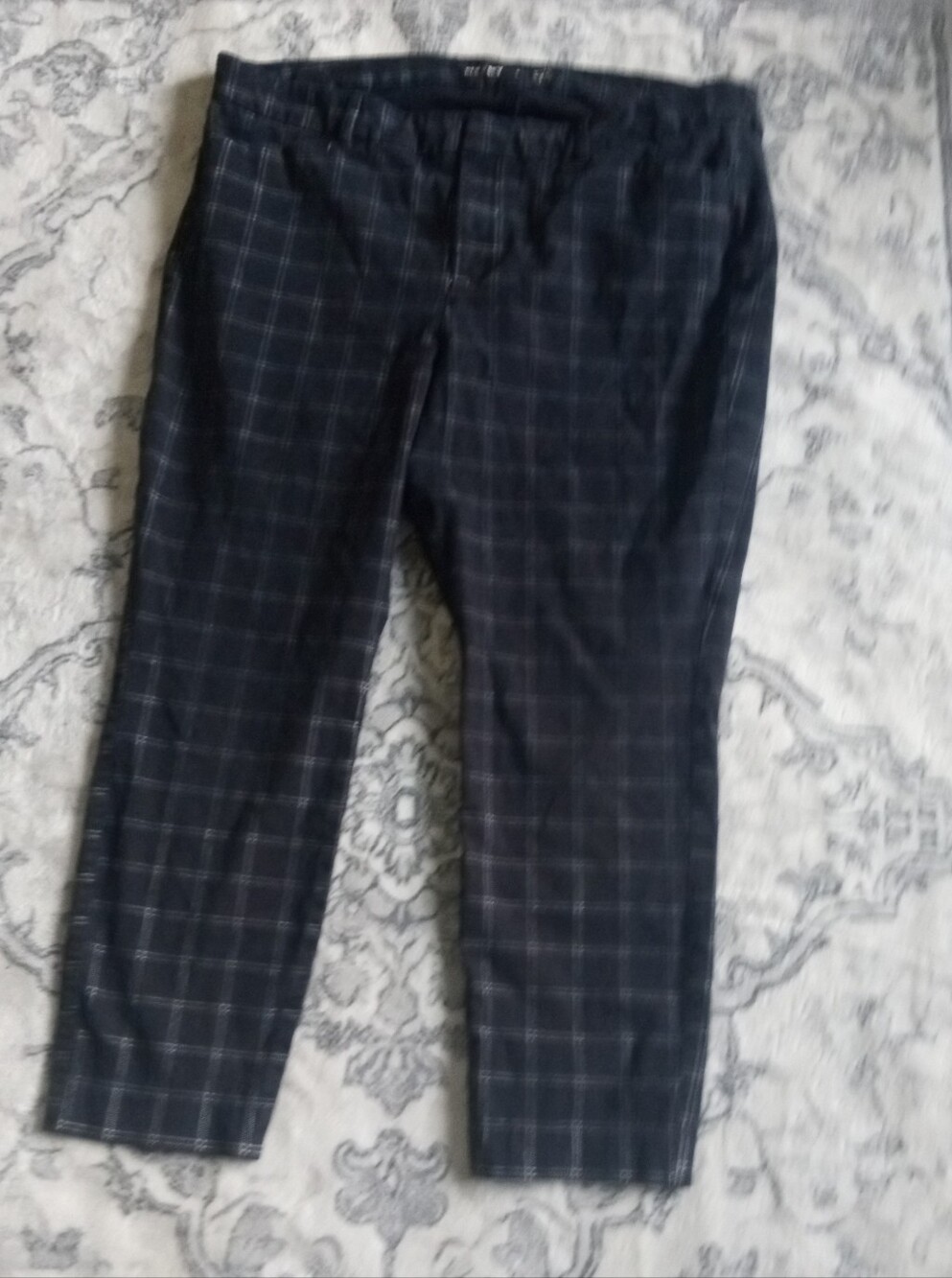 Old Navy Pixie Pants Size 16